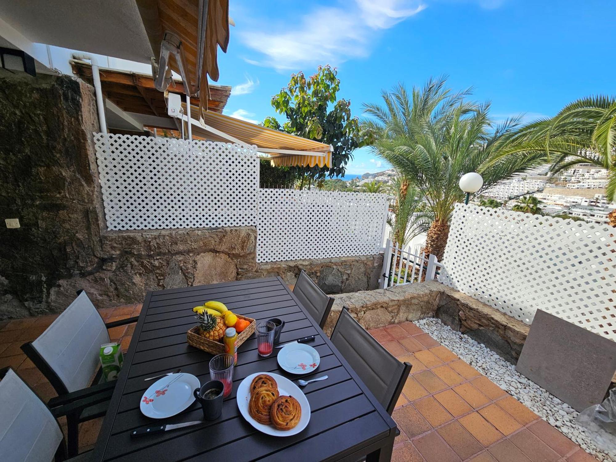 Stylish And Comfortable Duplex Apartment Near Swimming Pool โมกัน ภายนอก รูปภาพ